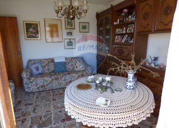 Soggiorno - Casa indipendente via dei Lori
 
5, Luino - foto 8