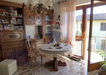 Sala da pranzo - Casa indipendente via dei Lori
 
5, Luino - foto 11