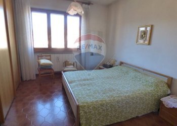 Camera / camera da letto - Casa indipendente via dei Lori
 
5, Luino - foto 14