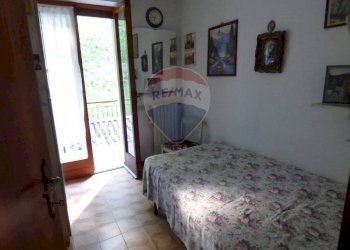 Camera / camera da letto - Casa indipendente via dei Lori
 
5, Luino - foto 15