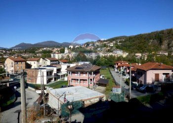 Edificio all\'aperto - Casa indipendente via dei Lori
 
5, Luino - foto 25