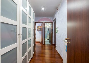 Hall / corridoio - Quadrilocale VIA ANIENE
 
28/A, Guidonia Montecelio - foto 8