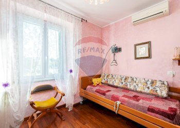 Camera / camera da letto - Quadrilocale VIA ANIENE
 
28/A, Guidonia Montecelio - foto 10