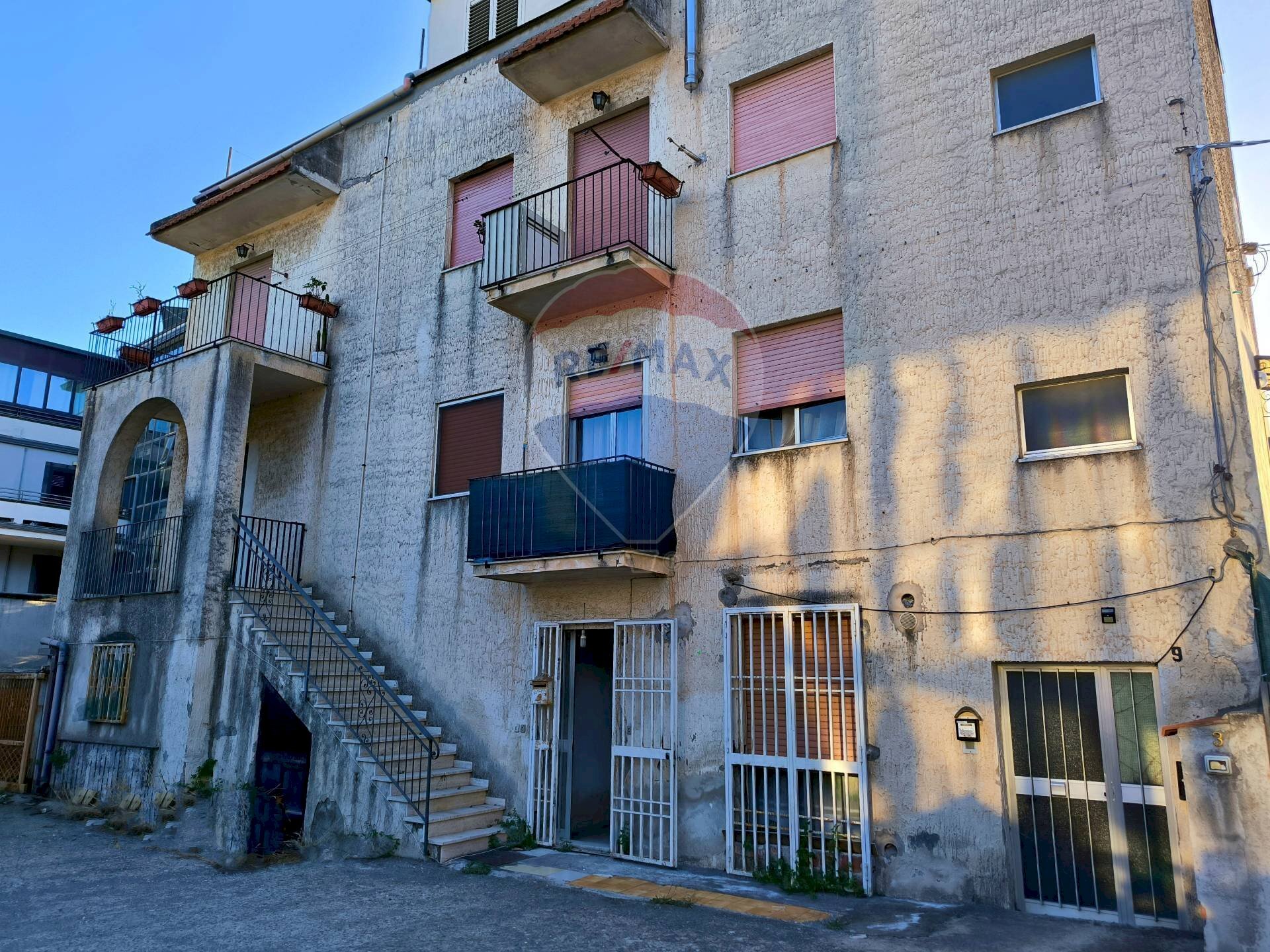 Edificio all\'aperto - Appartamento Via Napoli
 
5, Giardini-Naxos - foto 1