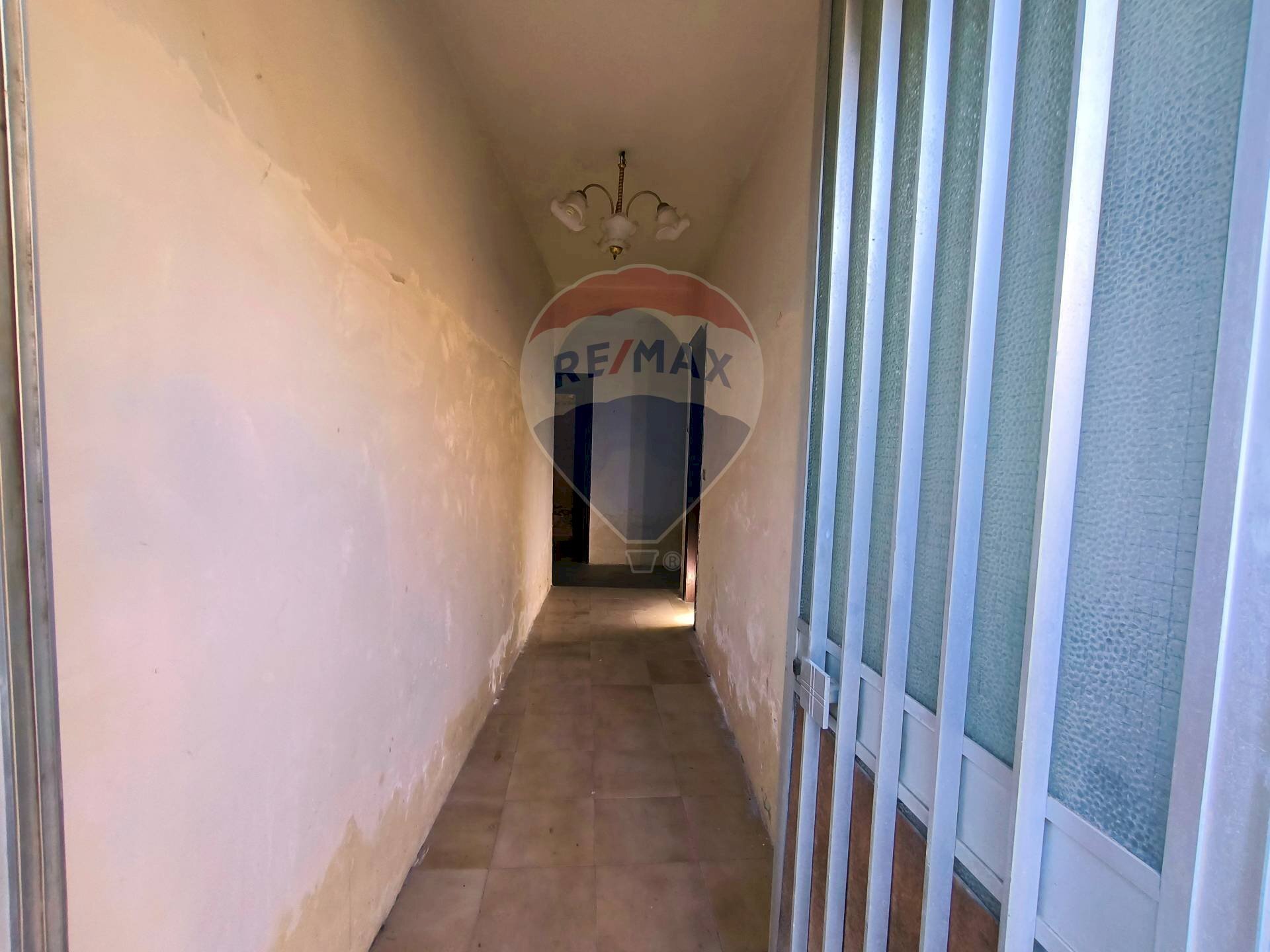 Hall / corridoio - Appartamento Via Napoli
 
5, Giardini-Naxos - foto 3