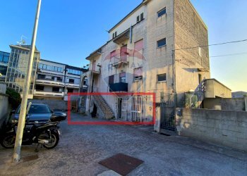 Edificio all\'aperto - Appartamento Via Napoli
 
5, Giardini-Naxos - foto 2