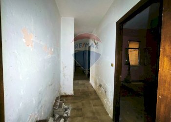 Hall / corridoio - Appartamento Via Napoli
 
5, Giardini-Naxos - foto 7