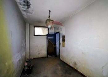 Stanza vuota - Appartamento Via Napoli
 
5, Giardini-Naxos - foto 9