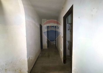 Hall / corridoio - Appartamento Via Napoli
 
5, Giardini-Naxos - foto 13