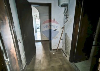 Hall / corridoio - Appartamento Via Napoli
 
5, Giardini-Naxos - foto 15