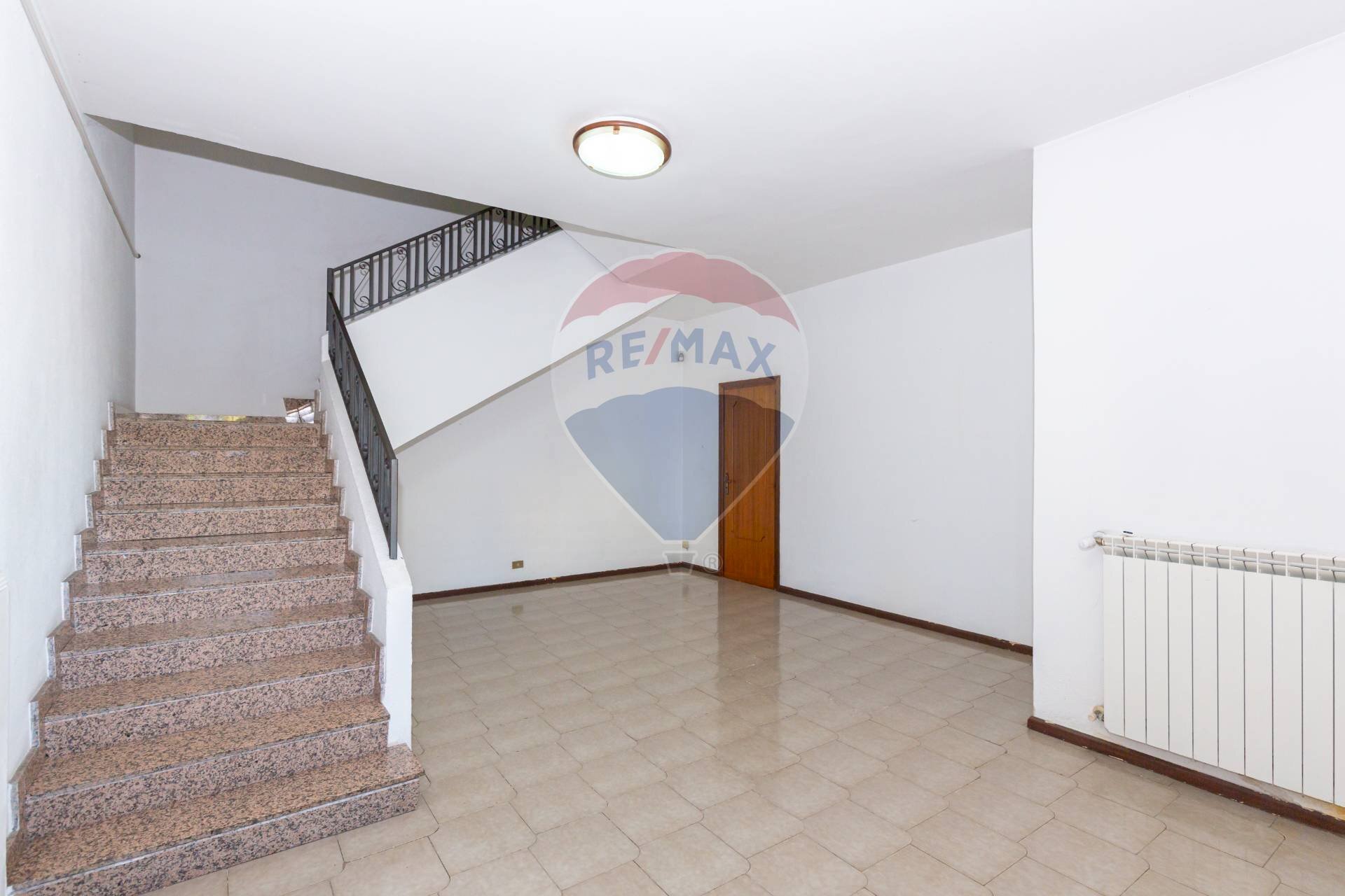 Scale - Semi-detached house Via Pulei
 
67/B, Mascalucia - photo 3