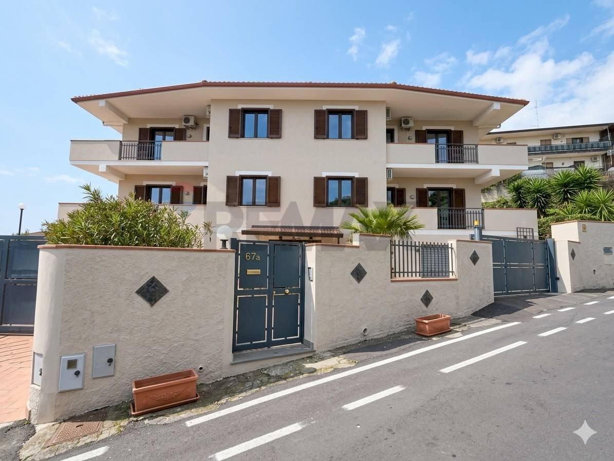 Casa all\'aperto - Casa semi indipendente Via Pulei
 
67/B, Mascalucia - foto 1