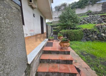 Giardino - Casa semi indipendente Via Pulei
 
67/B, Mascalucia - foto 18