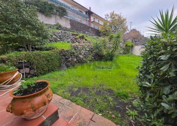 Giardino - Casa semi indipendente Via Pulei
 
67/B, Mascalucia - foto 19