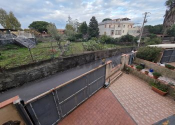 Balcone - Casa semi indipendente Via Pulei
 
67/B, Mascalucia - foto 24