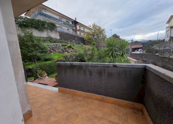 Balcone - Casa semi indipendente Via Pulei
 
67/B, Mascalucia - foto 25