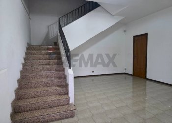 Scale - Casa semi indipendente Via Pulei
 
67/B, Mascalucia - foto 36