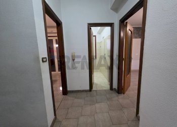 Hall / corridoio - Casa semi indipendente Via Pulei
 
67/B, Mascalucia - foto 45