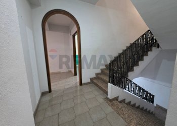 Scale - Casa semi indipendente Via Pulei
 
67/B, Mascalucia - foto 46