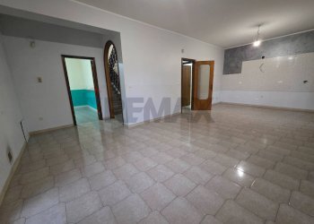 Stanza vuota - Casa semi indipendente Via Pulei
 
67/B, Mascalucia - foto 66