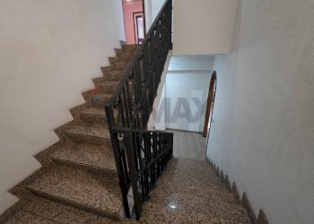 Scale - Casa semi indipendente Via Pulei
 
67/B, Mascalucia - foto 81