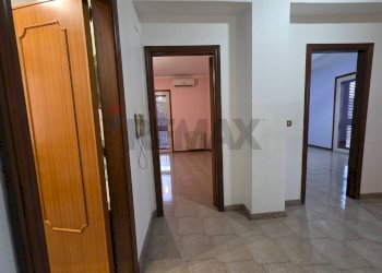 Hall / corridoio - Casa semi indipendente Via Pulei
 
67/B, Mascalucia - foto 134