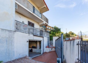 Edificio all\'aperto - Casa semi indipendente Via Pulei
 
67/B, Mascalucia - foto 170