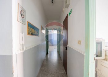Hall / corridoio - Appartamento VIA NECROPOLI GROTTICELLE
 
13, Siracusa - foto 18
