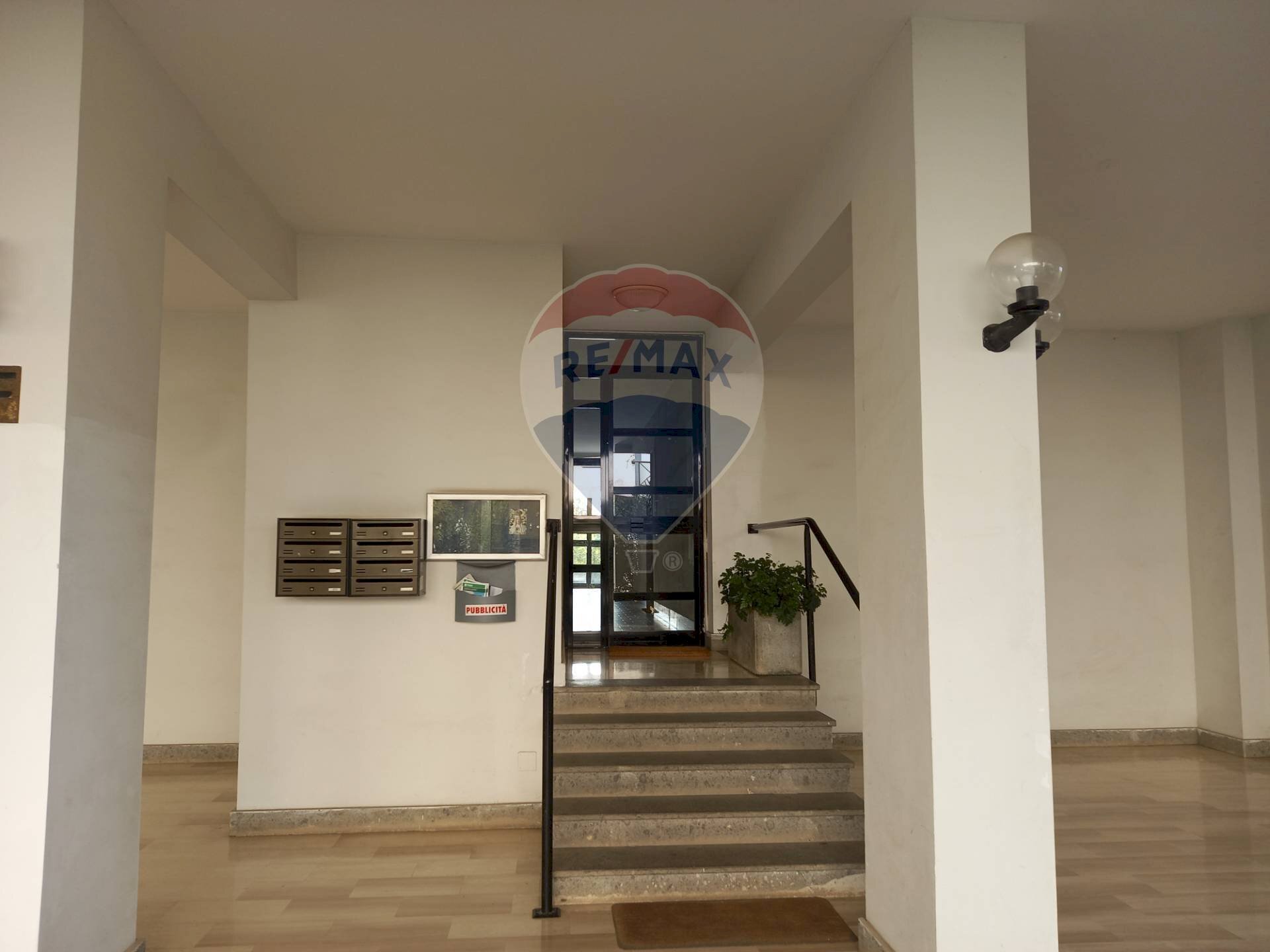 Ricezione / Lobby - Apartment Via Pietro Mascagni
 
1, Caserta - photo 3