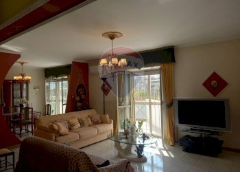 Soggiorno - Appartamento Via Pietro Mascagni
 
1, Caserta - foto 10