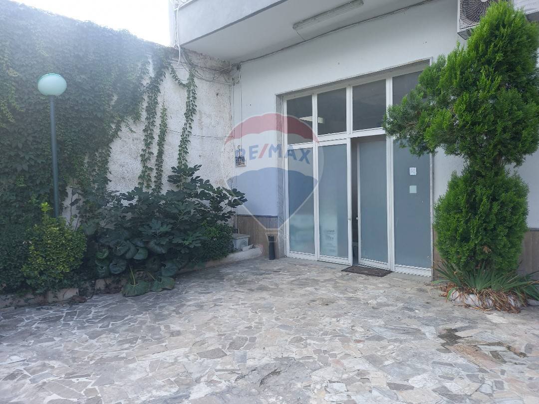 Terrazza - Locale Commerciale Via Del Lavoro
283, Santa Maria Capua Vetere - foto 2