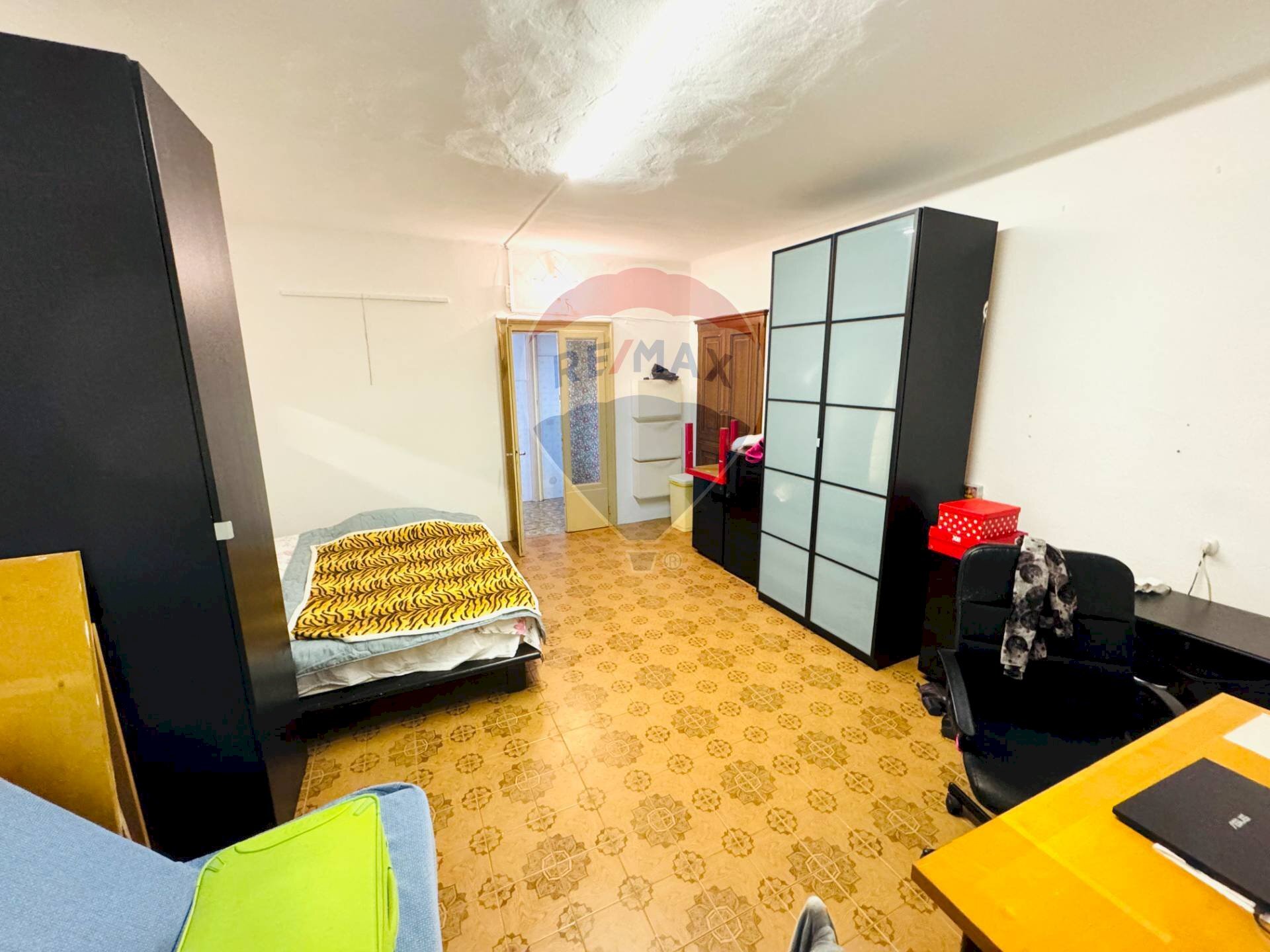 Camera / camera da letto - Terreno non edificabile viale riviera
 
6, Pavia - foto 1