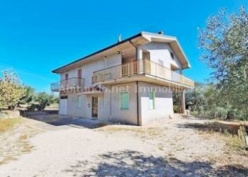 Foto 3 - Casa indipendente contrada fiume colle ospedale, Penne - foto 3