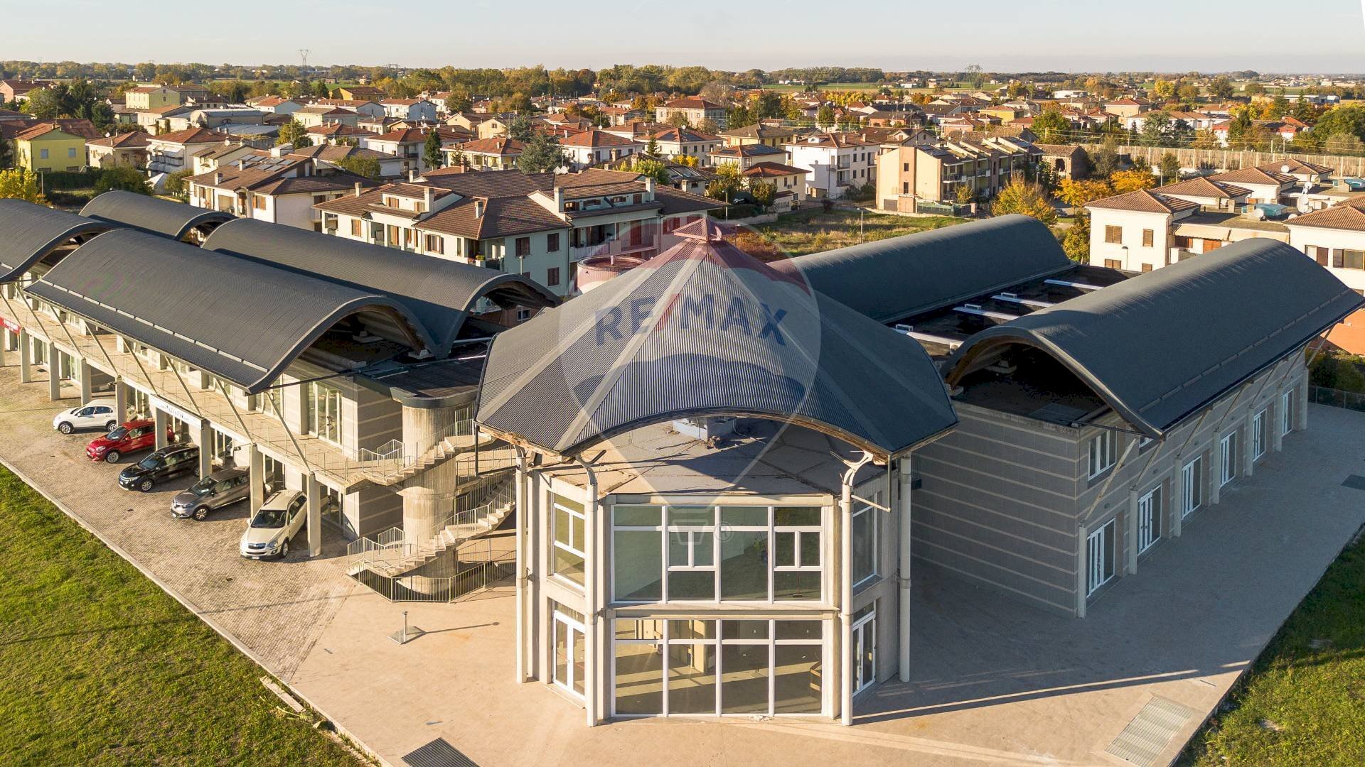 Edificio all\'aperto - Ufficio Località Parola, Fidenza - foto 1