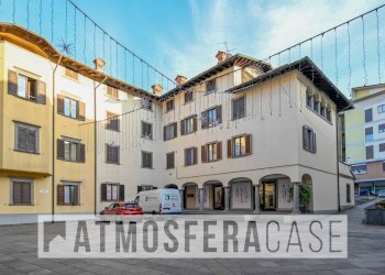 Foto 2 - Ufficio Via Papa Giovanni XXIII
 
16, Leffe - foto 2