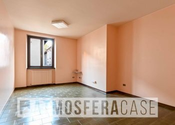 Foto 4 - Ufficio Via Papa Giovanni XXIII
 
16, Leffe - foto 4