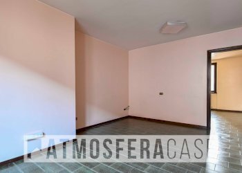 Foto 5 - Ufficio Via Papa Giovanni XXIII
 
16, Leffe - foto 5