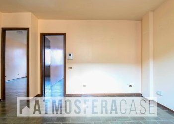 Foto 11 - Ufficio Via Papa Giovanni XXIII
 
16, Leffe - foto 11