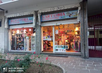 Foto 3 - Negozio VIA MATTEOTTI
 
37, Melzo - foto 3