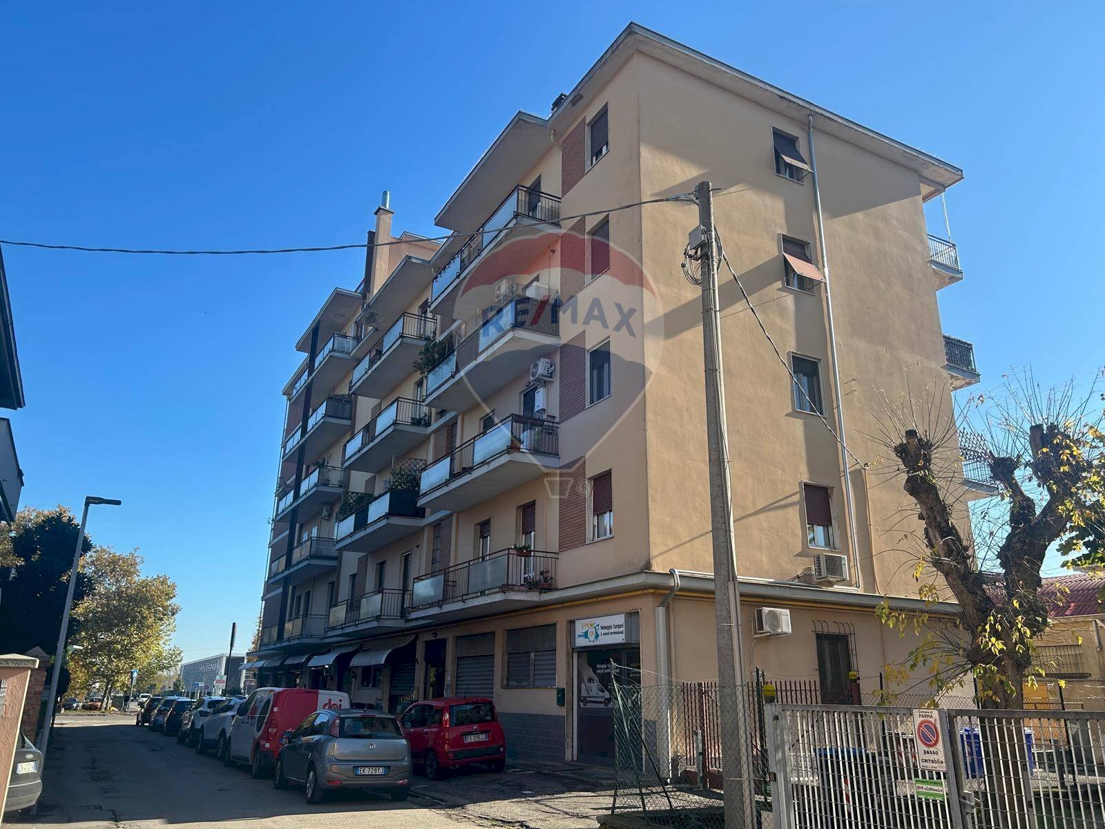 Edificio all\'aperto - Commercial Premises via Ferdinando Guerci
 
2, Parma - photo 2