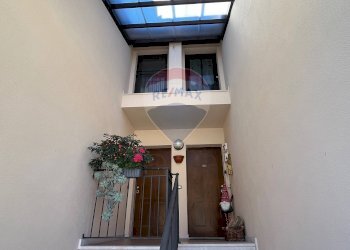 Edificio all\'aperto - Quadrilocale Via Roma
 
35, Villetta Barrea - foto 3