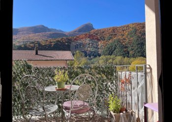 Vista delle montagne - Quadrilocale Via Roma
 
35, Villetta Barrea - foto 15