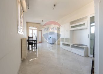 Hall / corridoio - Three-room apartment Via Michele Saponaro
 
38, Milano - photo 6