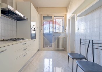 Cucina - Three-room apartment Via Michele Saponaro
 
38, Milano - photo 19