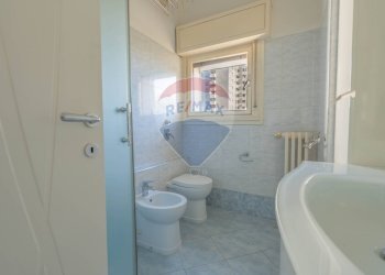 Bagno - Three-room apartment Via Michele Saponaro
 
38, Milano - photo 32