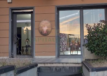 Foto 8 - Locale Commerciale via nazionale delle puglie, Sirignano - foto 8