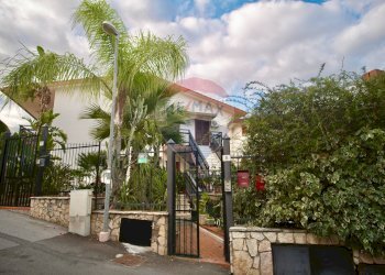 Casa all\'aperto - Appartamento via Francesco Emanuele Cangiamila
 
5, Palermo - foto 5