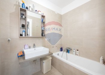 Bagno - One-room apartment Via Val d'Orcia
 
22, Roma - photo 13