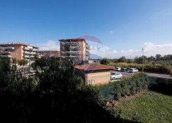 Edificio all\'aperto - One-room apartment Via Val d'Orcia
 
22, Roma - photo 2