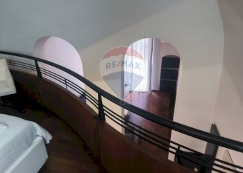 Scale - Trilocale Via Roberto Da Bari
82, Bari - foto 11